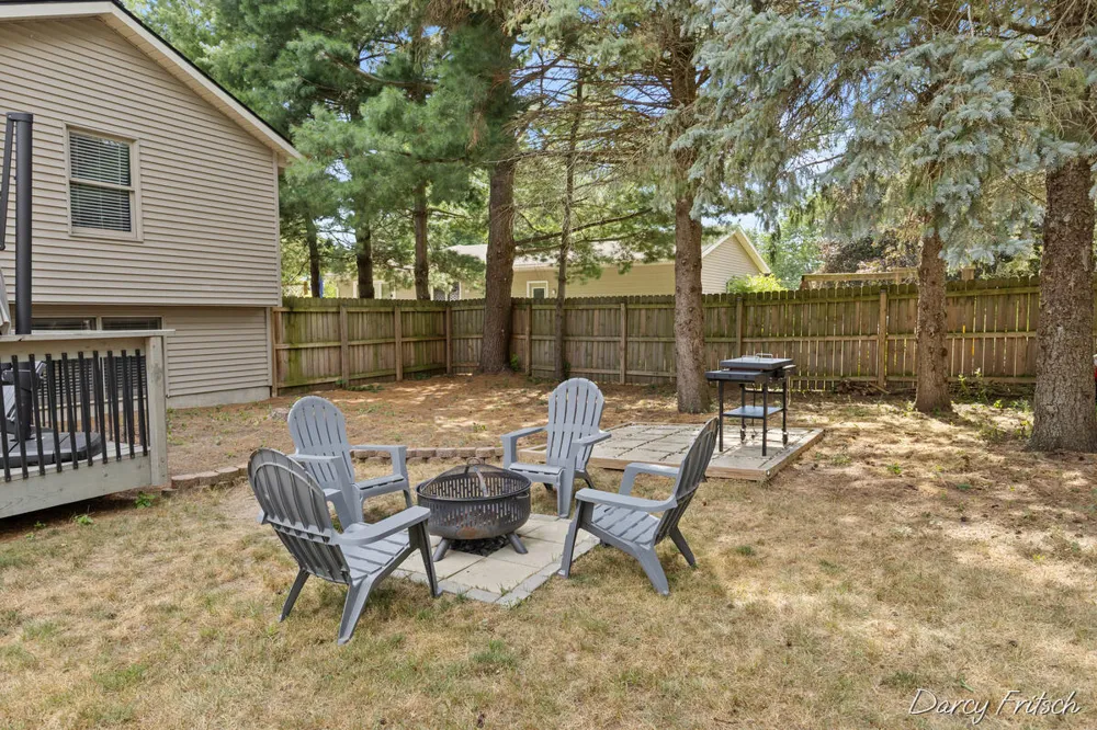 4143 Dennis Court Hudsonville, MI 49426