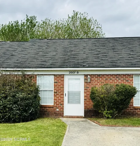 2607 Bluff View Drive #B