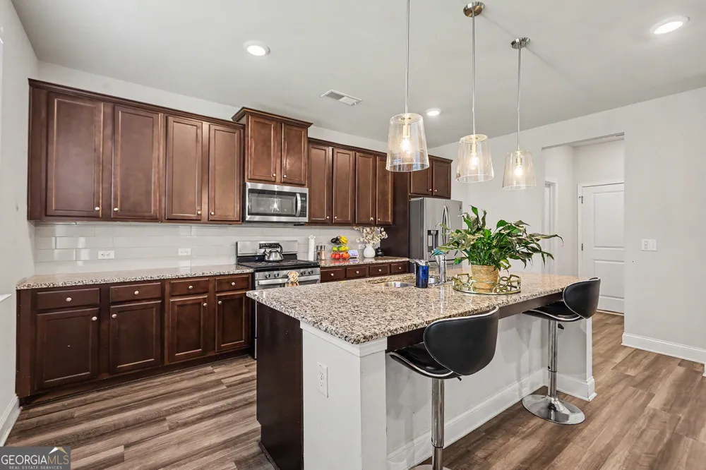 170 Glen Abbey CIR Fairburn, GA 30213