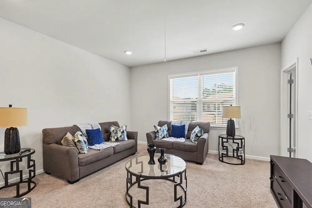 170 Glen Abbey CIR Fairburn, GA 30213