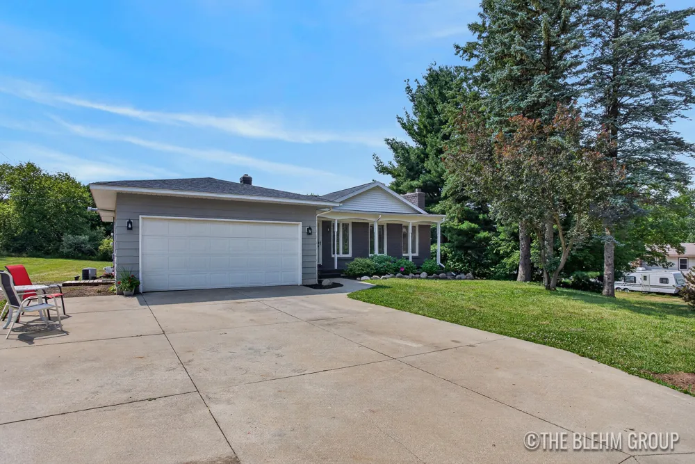6919 Cherry Valley Avenue SE Caledonia, MI 49316