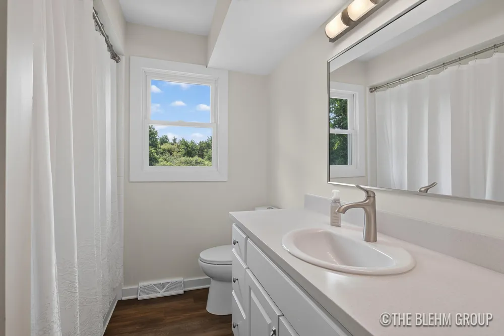 6919 Cherry Valley Avenue SE Caledonia, MI 49316