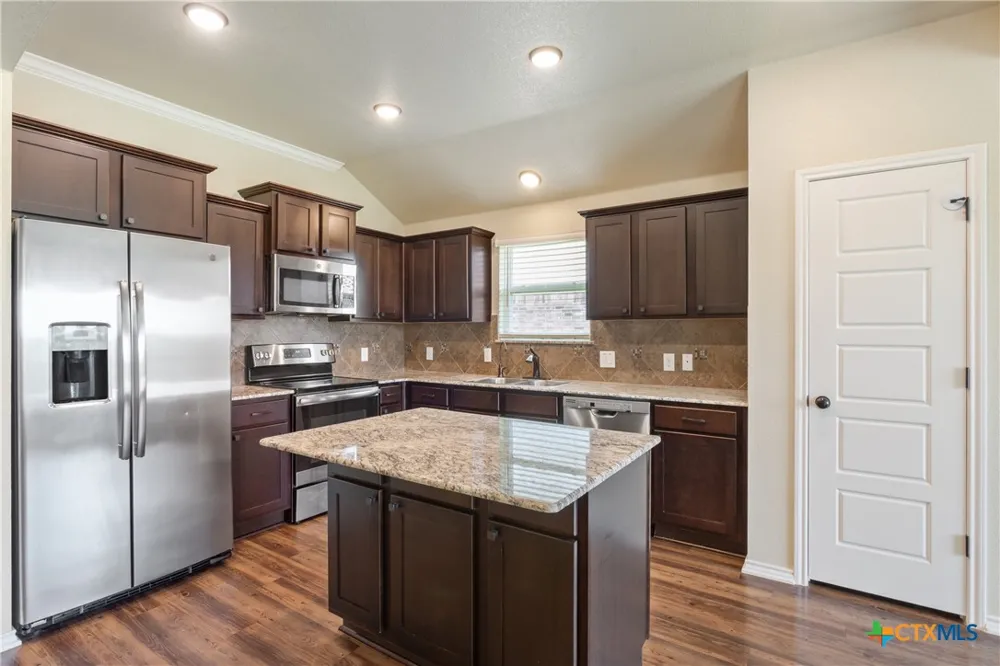 841 Ross Road Copperas Cove, TX 76522