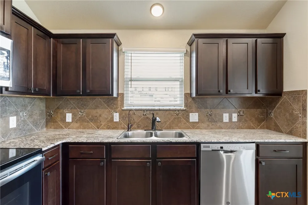 841 Ross Road Copperas Cove, TX 76522