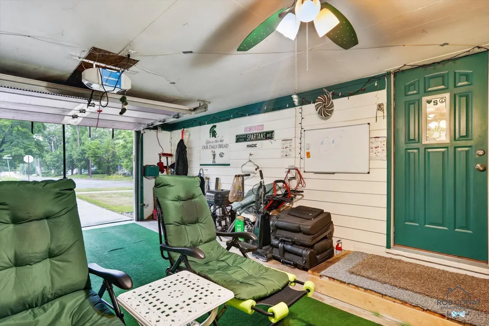 813 Barnes Street Albion, MI 49224