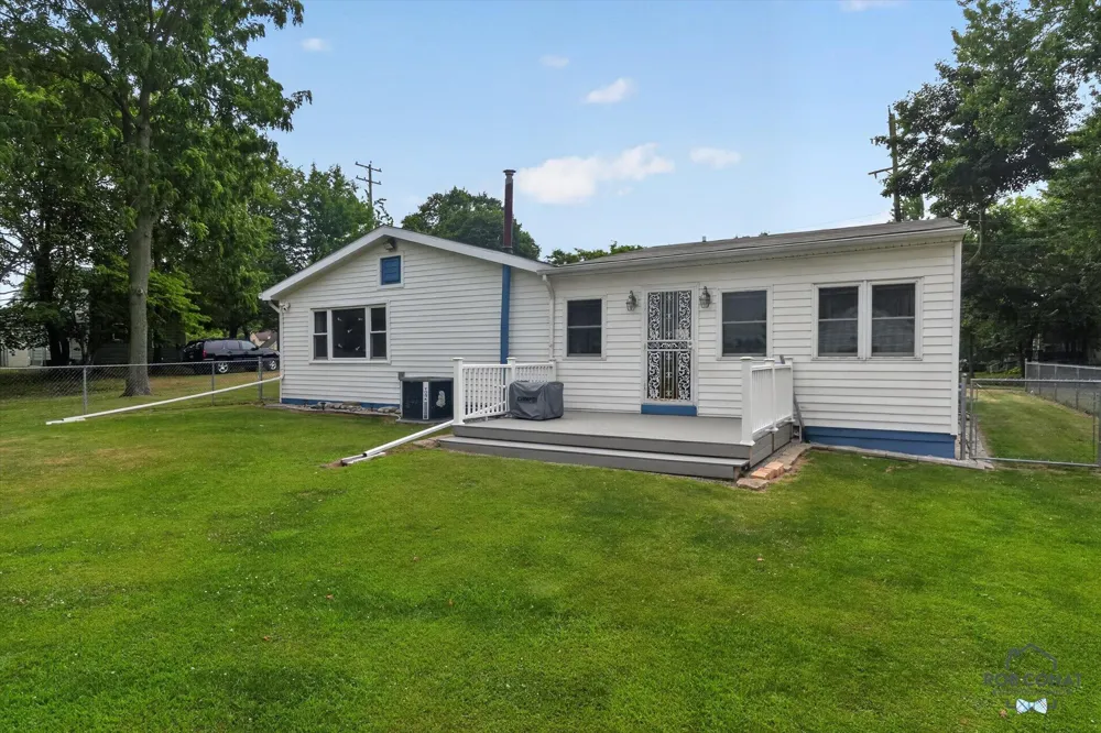 813 Barnes Street Albion, MI 49224