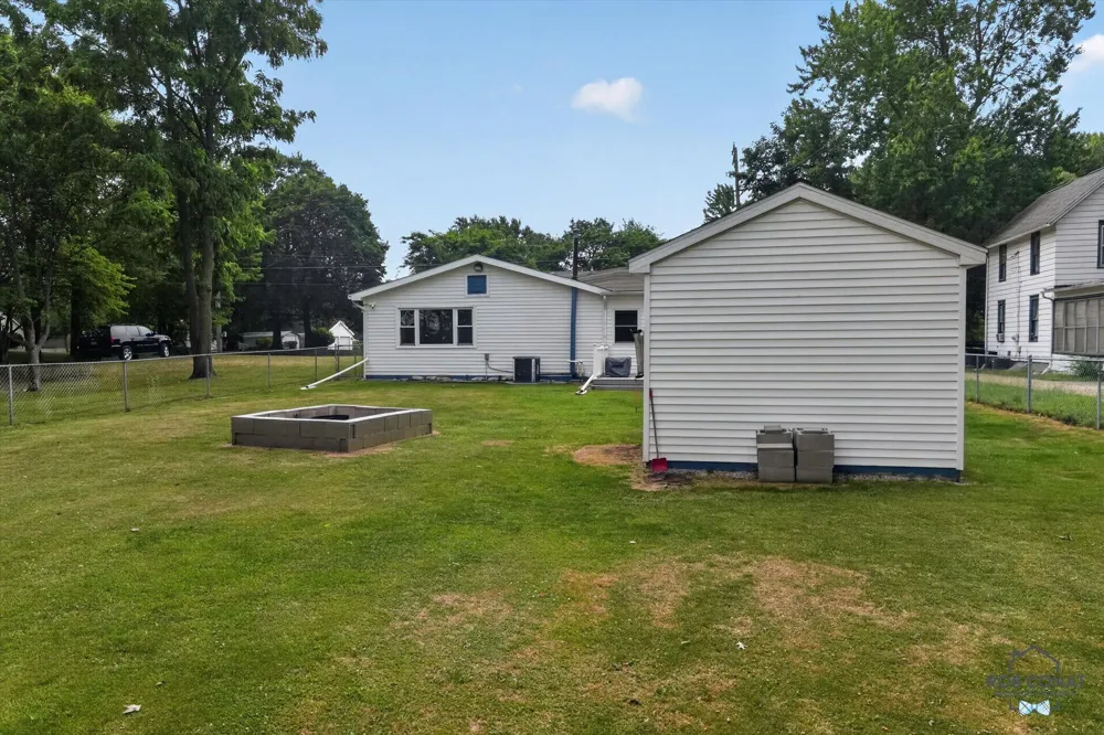 813 Barnes Street Albion, MI 49224