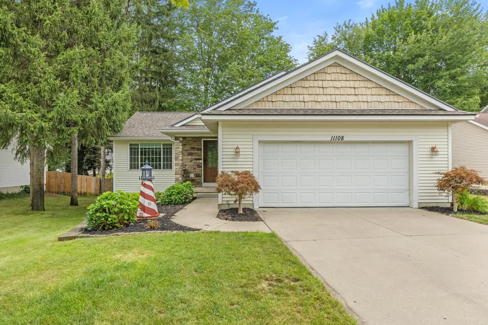 11108 Creekside Drive Allendale, MI 49401