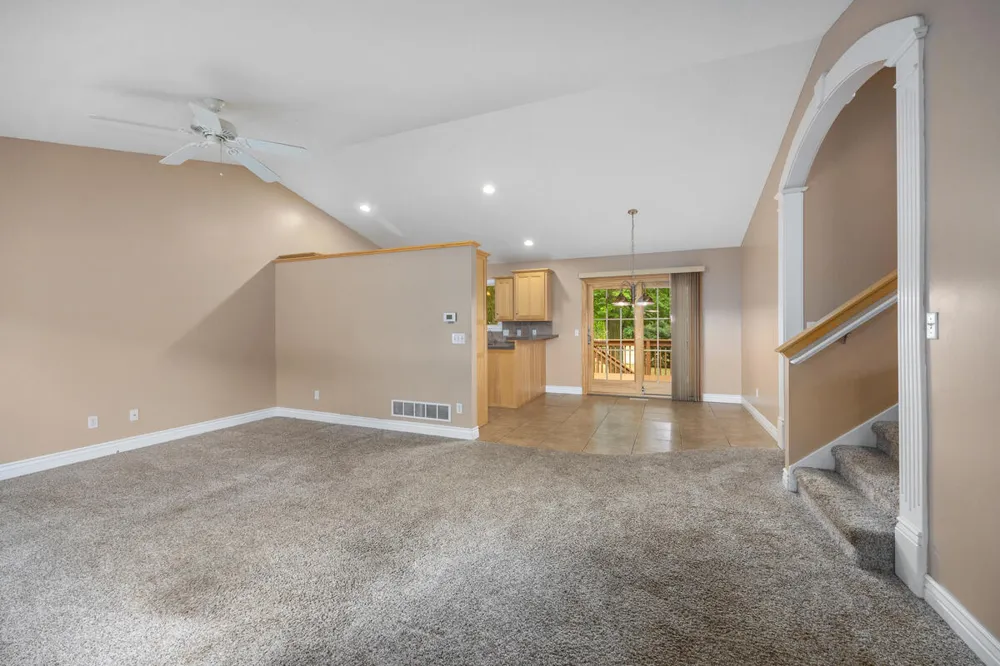 11108 Creekside Drive Allendale, MI 49401