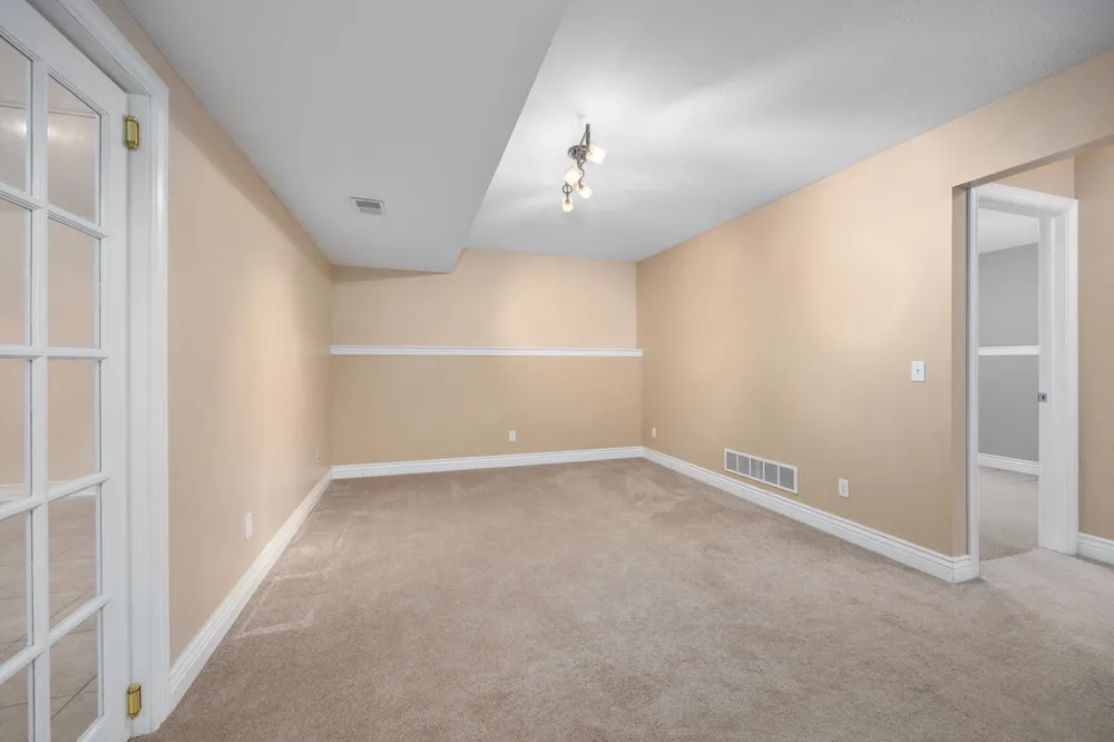 11108 Creekside Drive Allendale, MI 49401