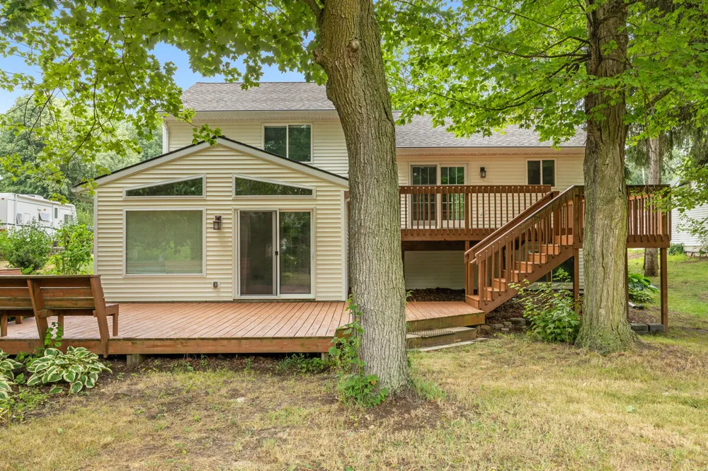11108 Creekside Drive Allendale, MI 49401