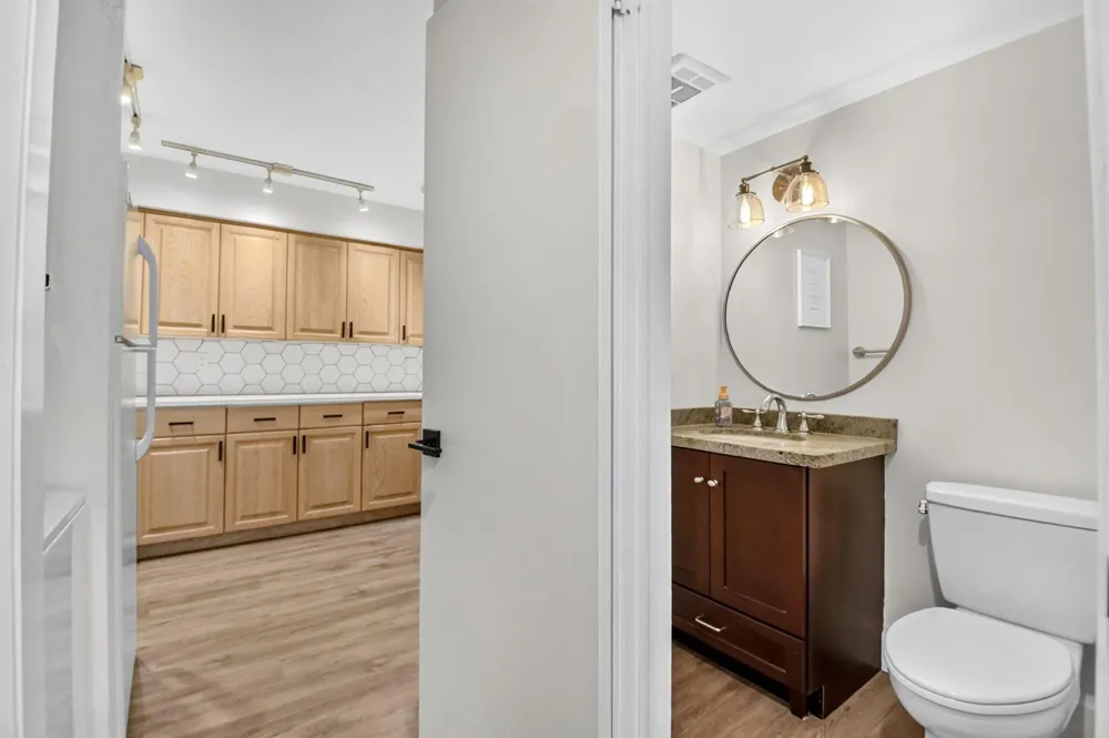 3589 S OCEAN BOULEVARD #909 South Palm Beach, FL 33480