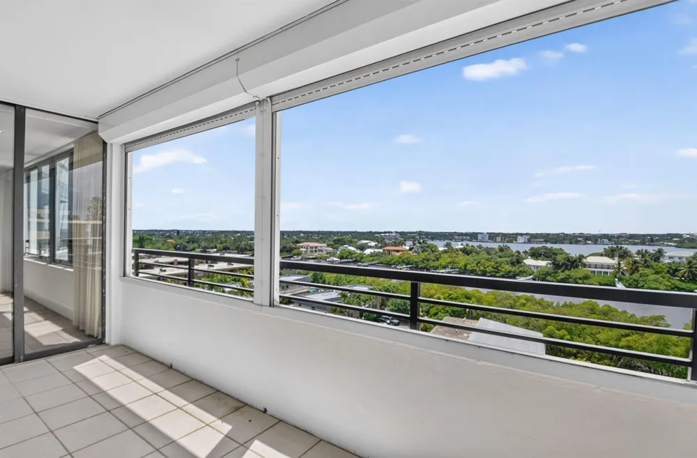 3589 S OCEAN BOULEVARD #909 South Palm Beach, FL 33480