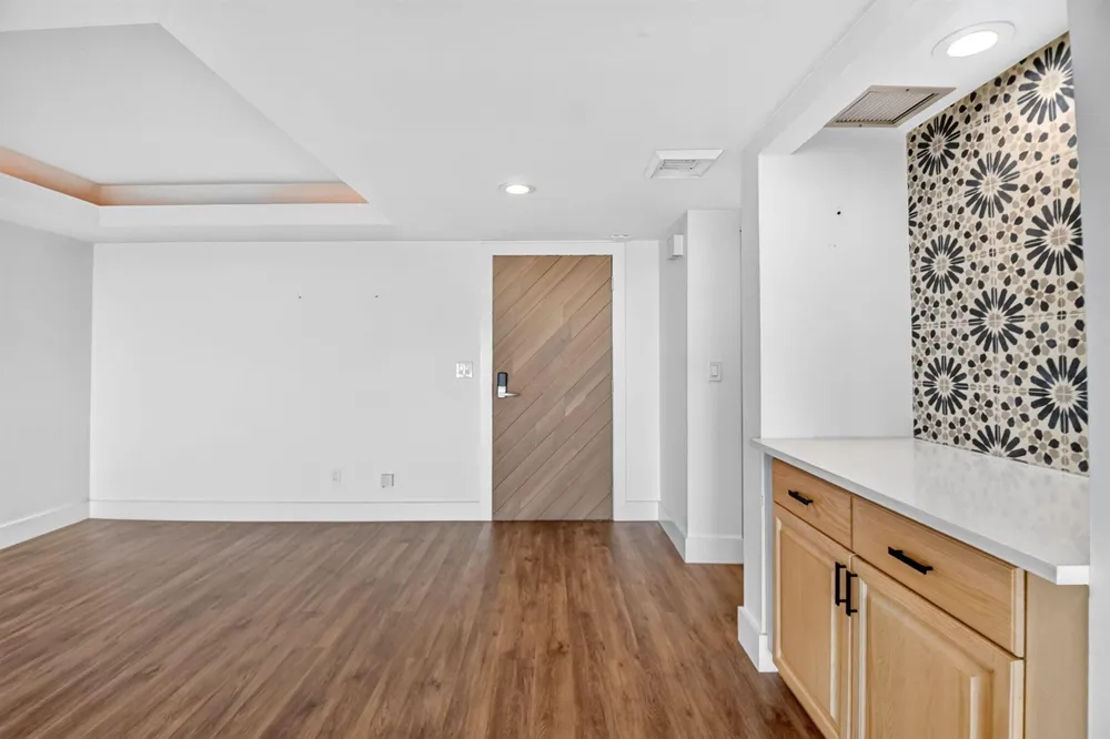 3589 S OCEAN BOULEVARD #909 South Palm Beach, FL 33480