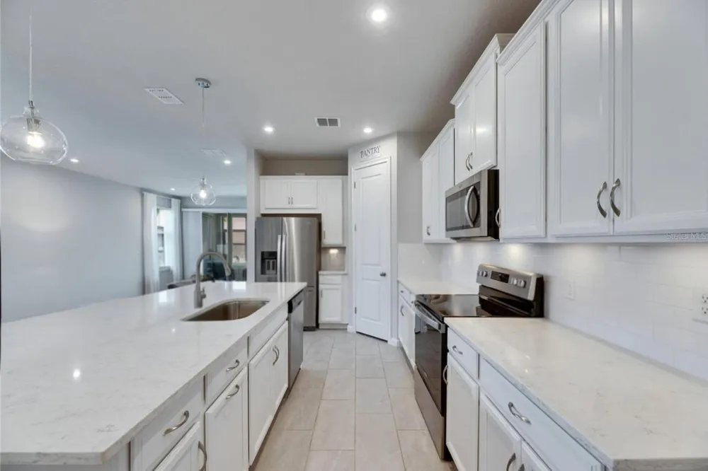 3719 LAUGHING DOVE AVENUE Sun City Center, FL 33573
