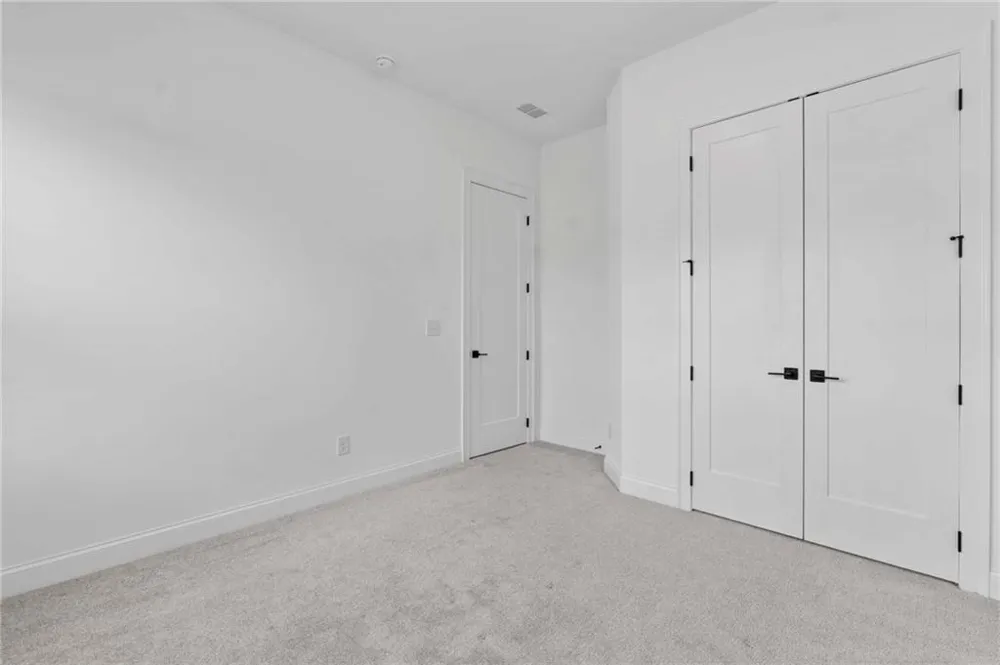 6931 Scenic Overlook Trace Flowery Branch, GA 30542