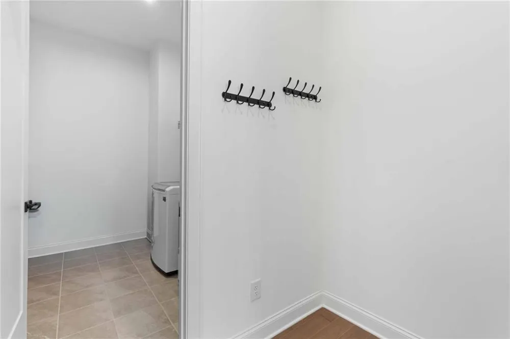 6931 Scenic Overlook Trace Flowery Branch, GA 30542