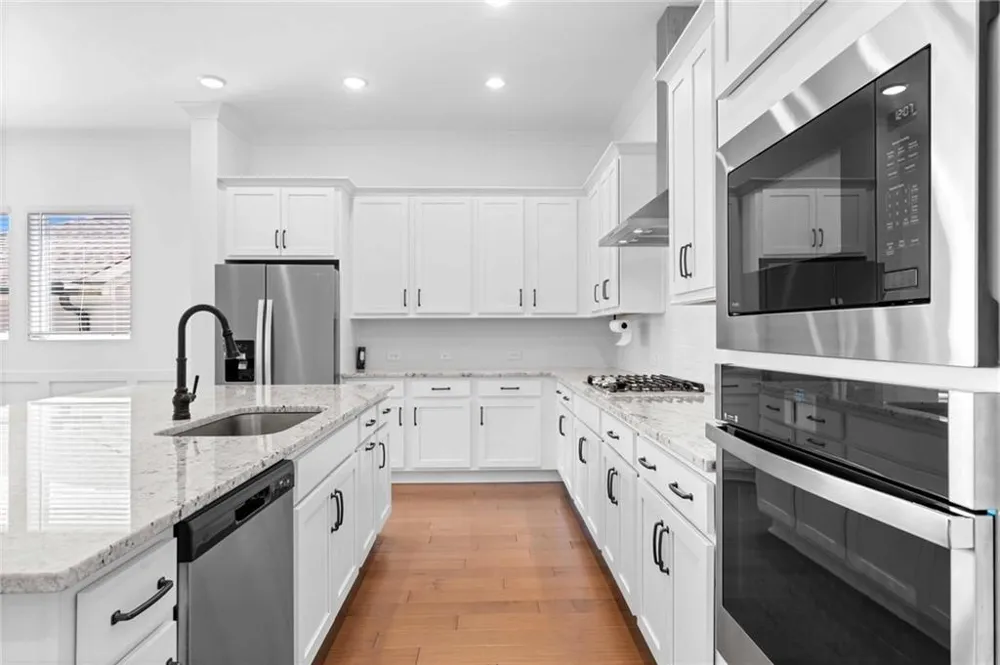 6931 Scenic Overlook Trace Flowery Branch, GA 30542