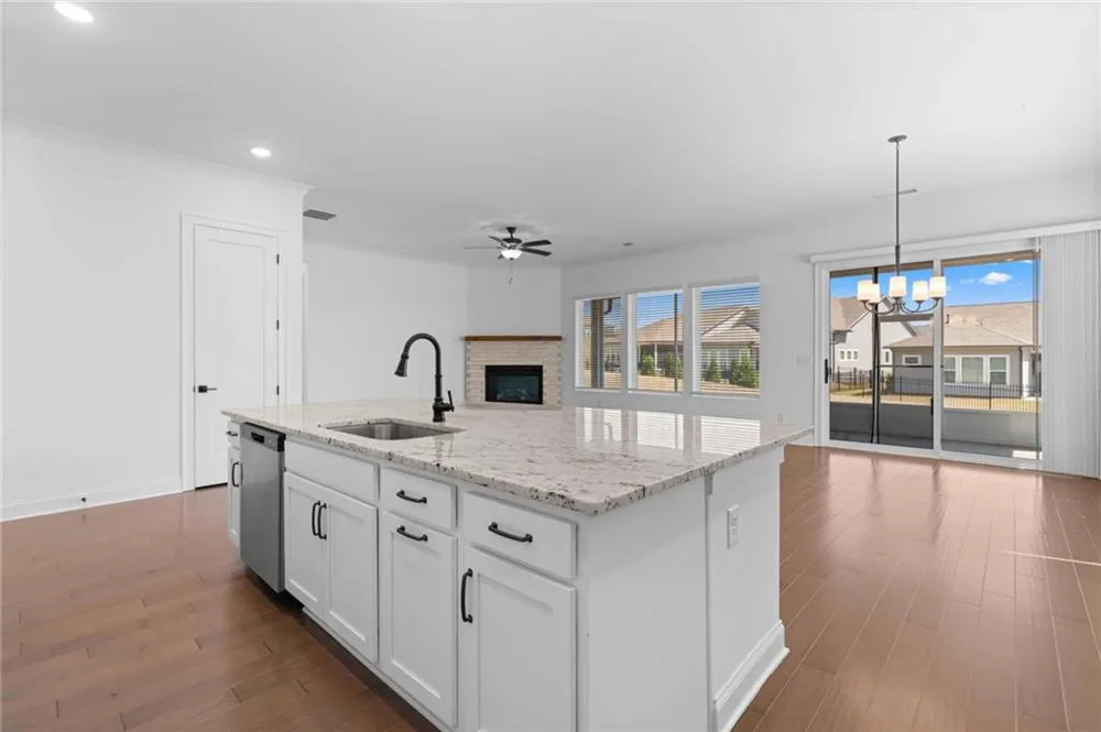 6931 Scenic Overlook Trace Flowery Branch, GA 30542