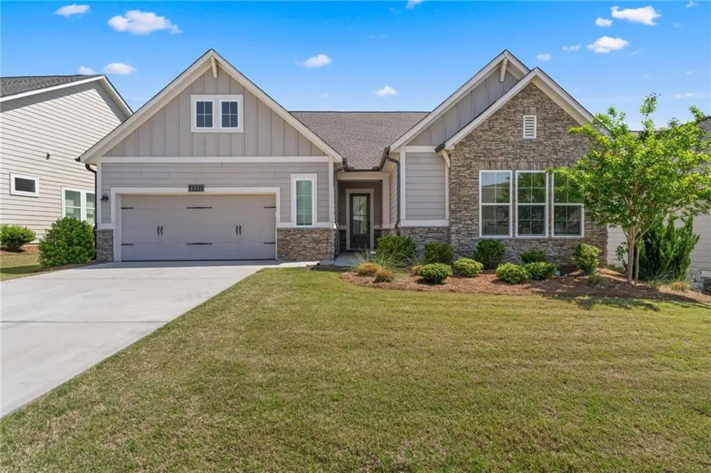 6931 Scenic Overlook Trace Flowery Branch, GA 30542