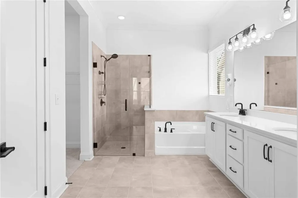 6931 Scenic Overlook Trace Flowery Branch, GA 30542