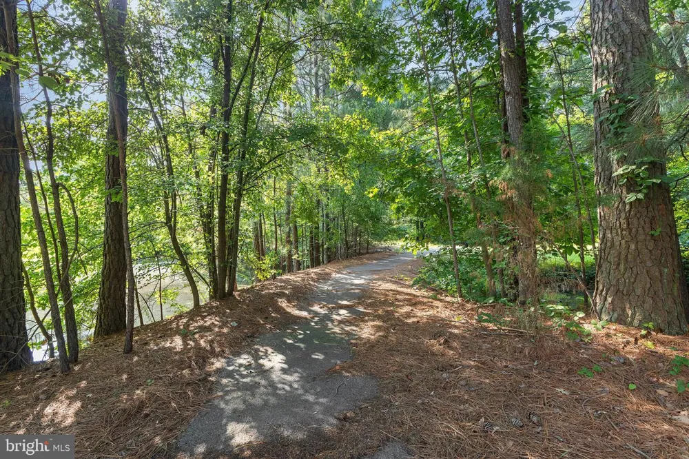 28491 PINEHURST CIRCLE Easton, MD 21601