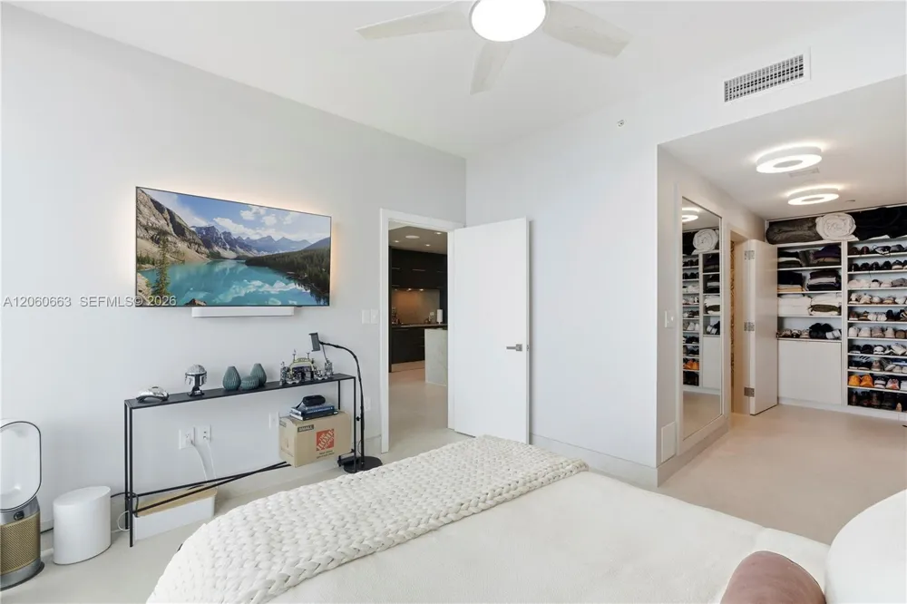 900 Biscayne Blvd #3607 Miami, FL 33132