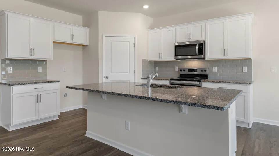 1104 Aviator Lane Ayden, NC 28513
