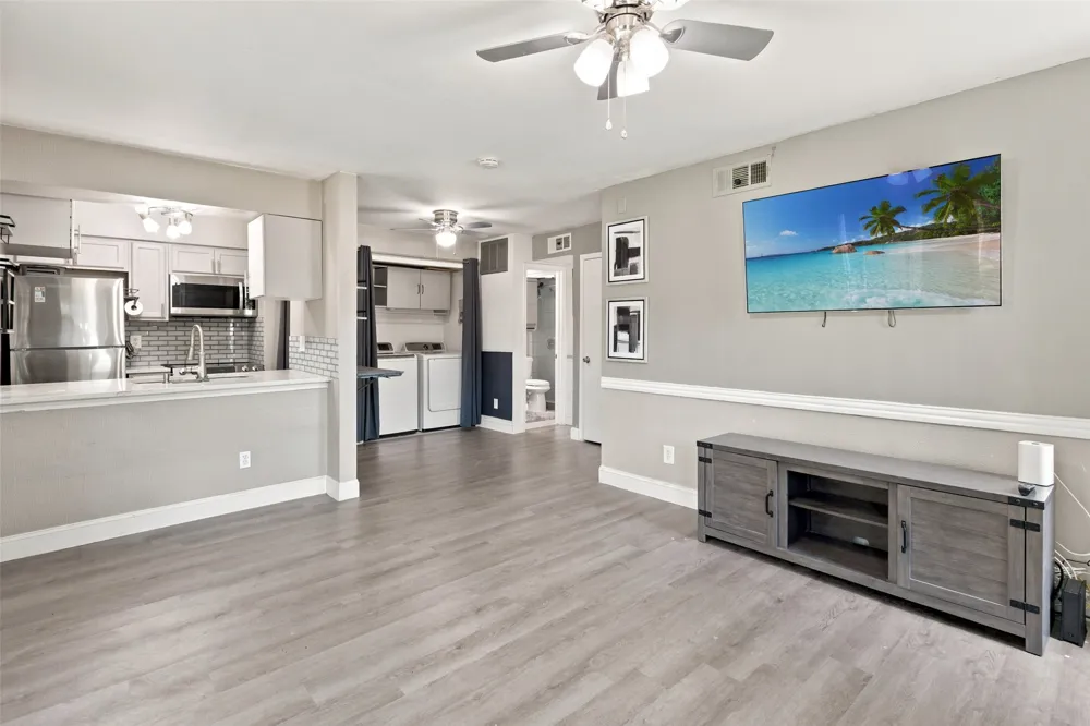 7621 McCallum Boulevard #110 Dallas, TX 75252