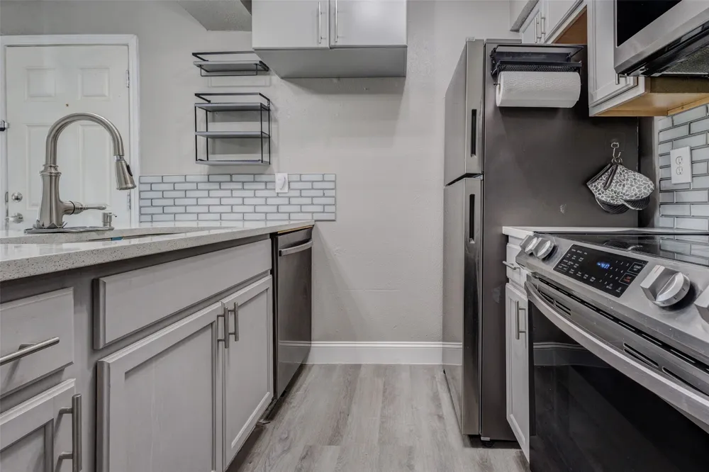 7621 McCallum Boulevard #110 Dallas, TX 75252