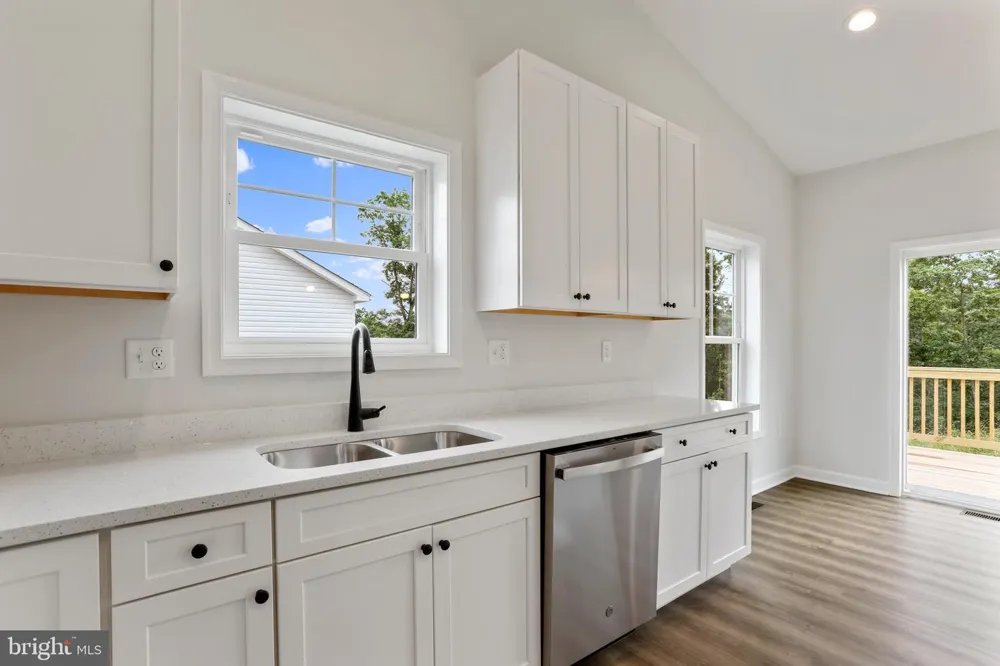 LARIMAR LANE Inwood, WV 25428