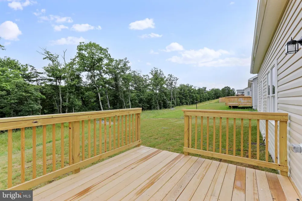 LARIMAR LANE Inwood, WV 25428