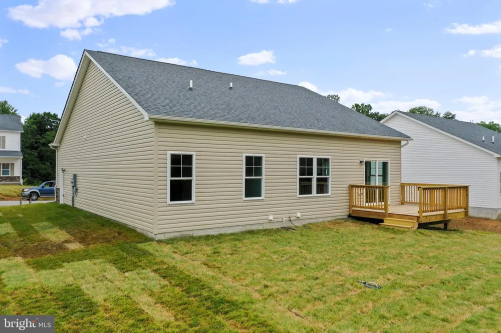 LARIMAR LANE Inwood, WV 25428