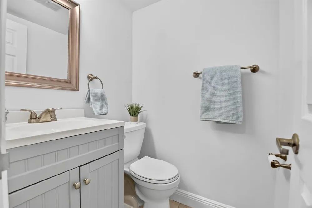 125 S OCEAN AVENUE #211 Palm Beach Shores, FL 33404