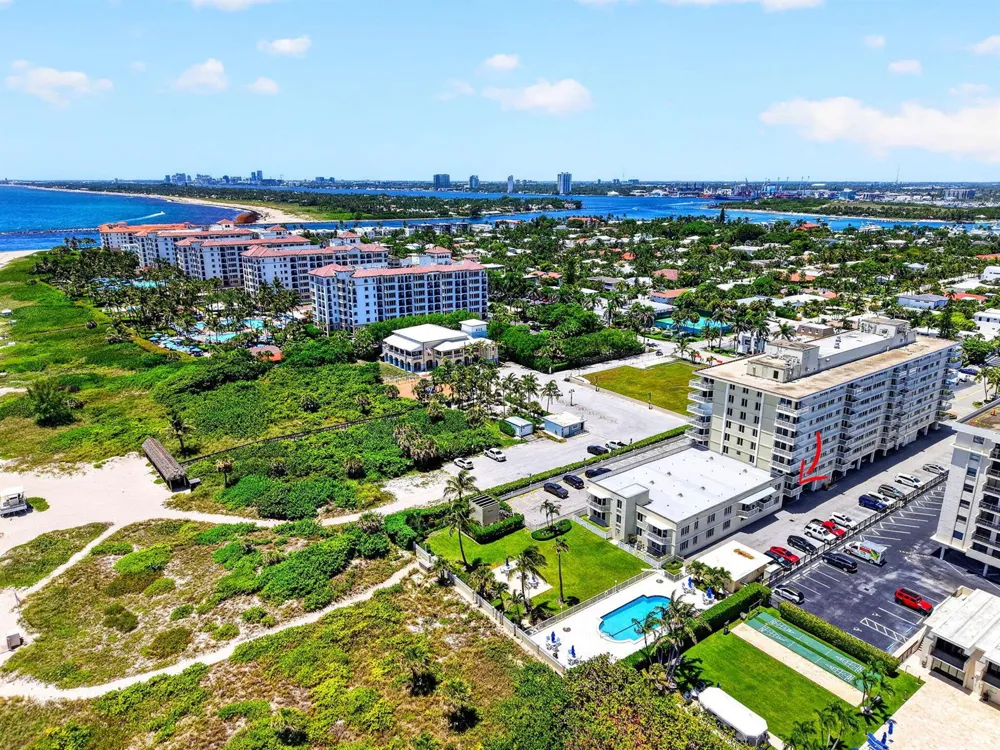 125 S OCEAN AVENUE #211 Palm Beach Shores, FL 33404