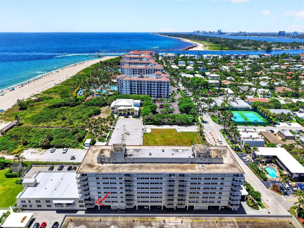 125 S OCEAN AVENUE #211 Palm Beach Shores, FL 33404