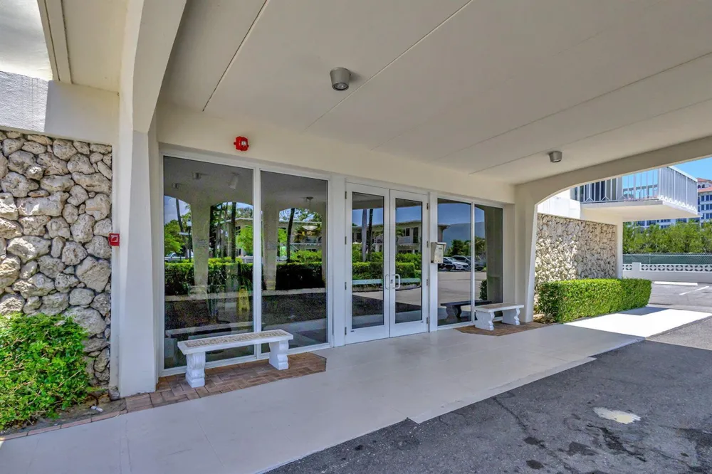 125 S OCEAN AVENUE #211 Palm Beach Shores, FL 33404