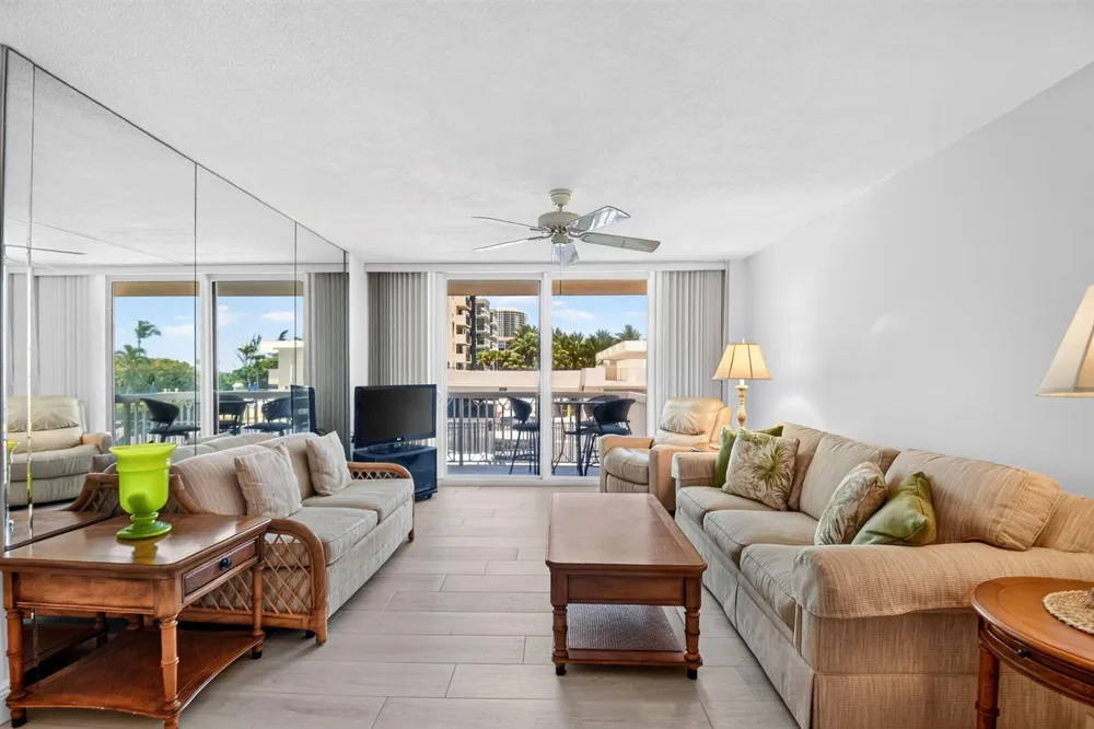 125 S OCEAN AVENUE #211 Palm Beach Shores, FL 33404