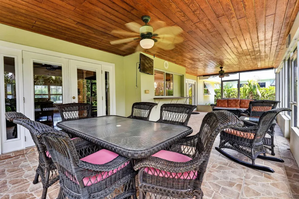 8797 SE SHARON STREET Hobe Sound, FL 33455