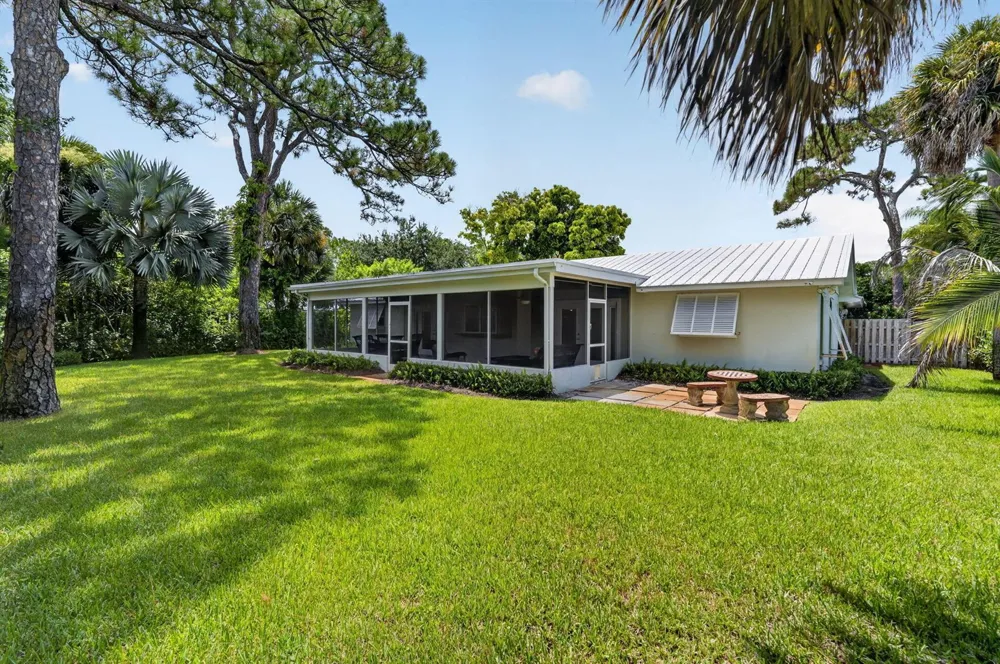8797 SE SHARON STREET Hobe Sound, FL 33455