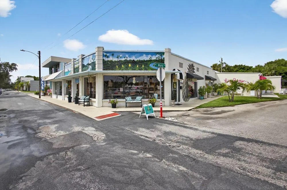 8797 SE SHARON STREET Hobe Sound, FL 33455