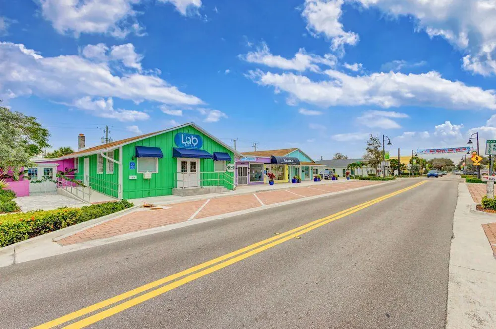 8797 SE SHARON STREET Hobe Sound, FL 33455