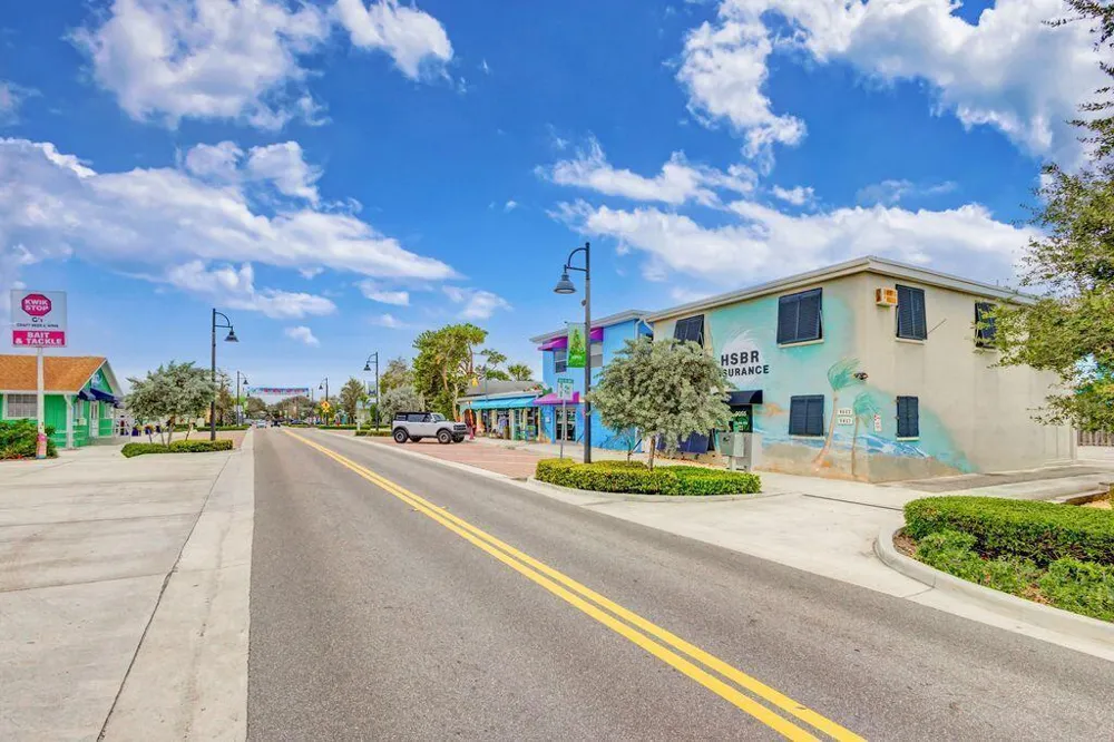 8797 SE SHARON STREET Hobe Sound, FL 33455