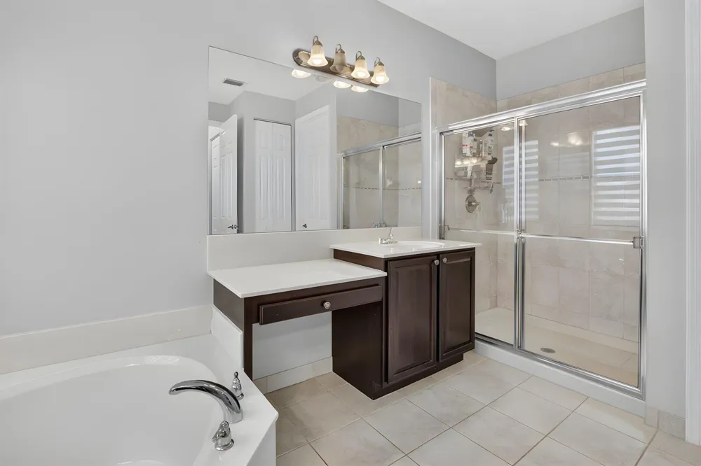 8142 Kendria Cove Terrace Boynton Beach, FL 33473