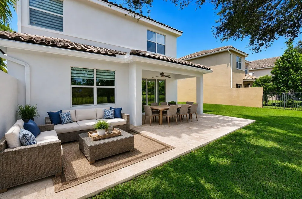 8142 Kendria Cove Terrace Boynton Beach, FL 33473
