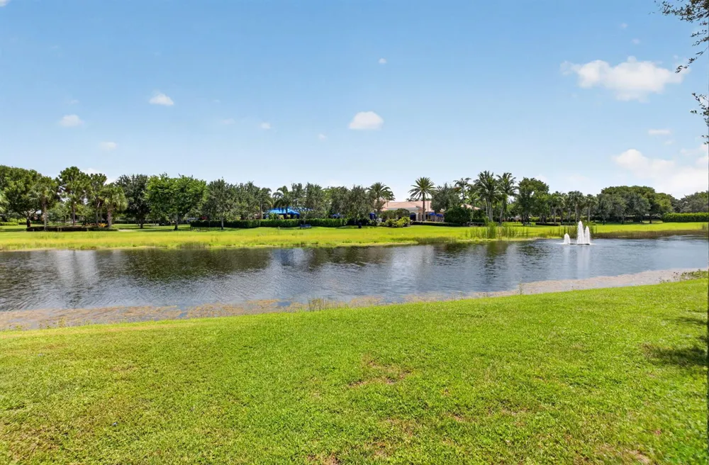 8142 Kendria Cove Terrace Boynton Beach, FL 33473