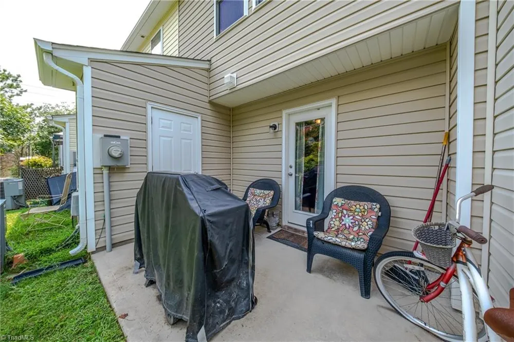 1166 Brooksridge Way Whitsett, NC 27377