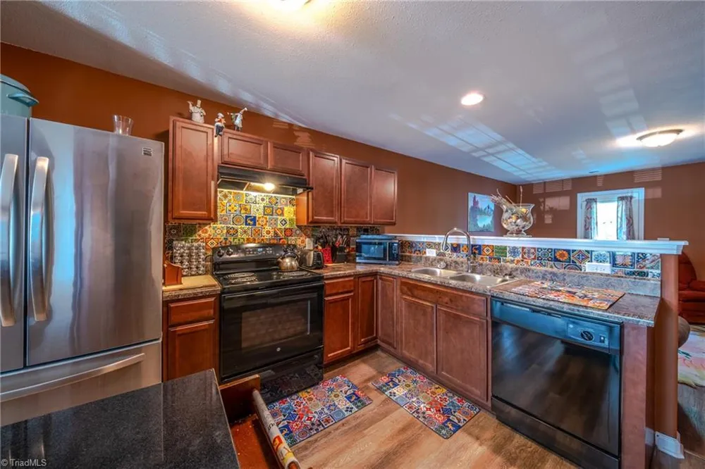 1166 Brooksridge Way Whitsett, NC 27377