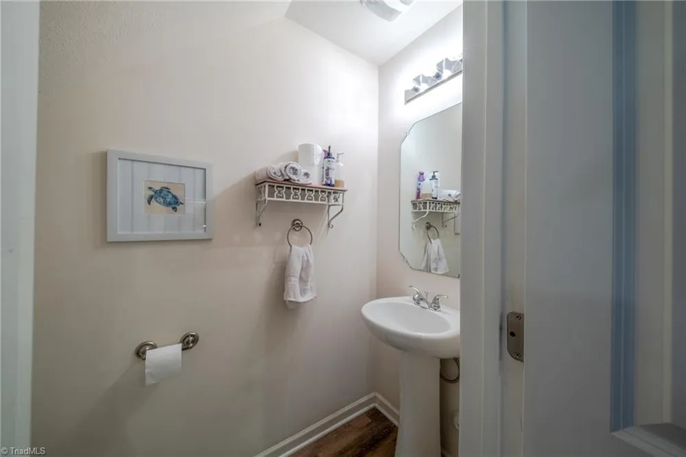 1166 Brooksridge Way Whitsett, NC 27377