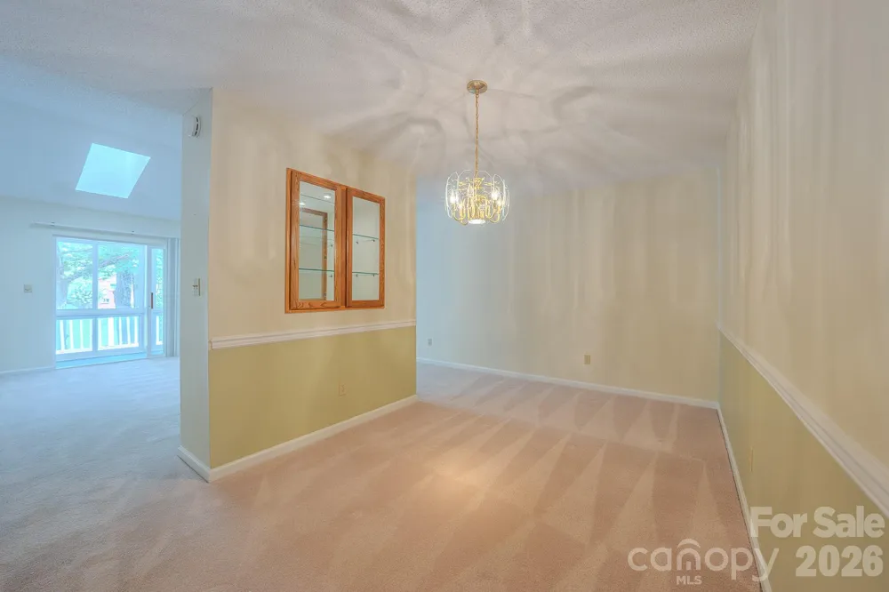 902 Woodlea Court Asheville, NC 28806